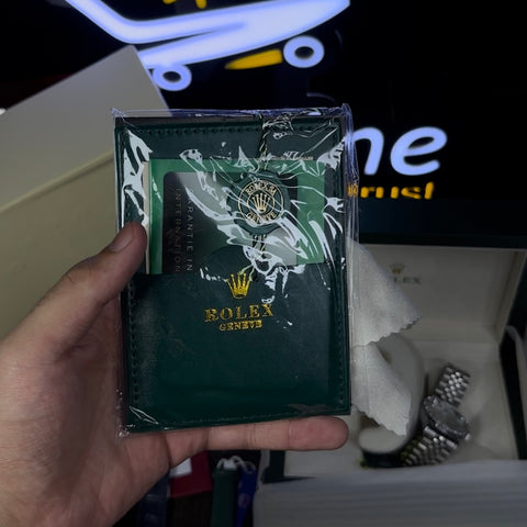 Rolex Female Masterclone Watch – Day & Date Feature with Shining Beads Design